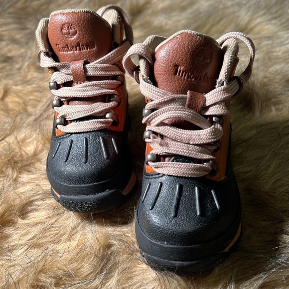 Toddler Timberland Boots - Size 13 - Picture 2 of 4